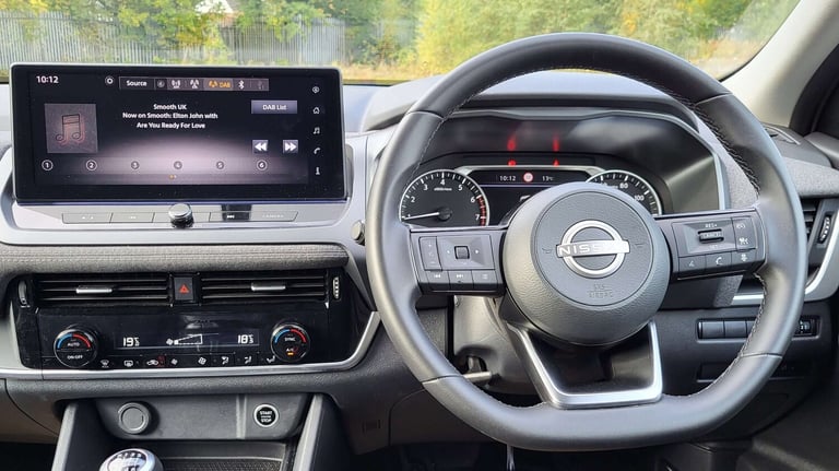 2025 Nissan Qashqai 1.3 DiG-T MH Acenta Premium 5dr HATCHBACK PETROL Manual