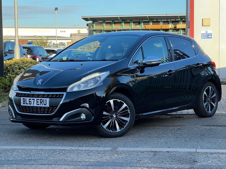 2017 Peugeot 208 1.2 PureTech Allure Premium Hatchback 5dr Petrol Manual Euro 6 (s/s) (82 ps Hatc...