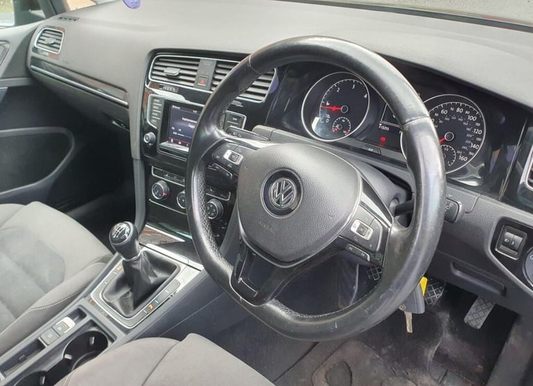 Volkswagen, GOLF, Hatchback, 2013, Manual, 1968 (cc), 5 doors