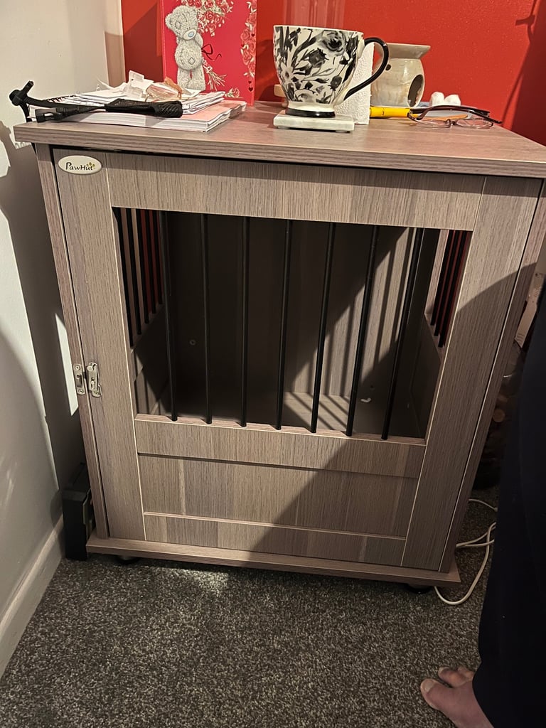 Hi for sale I am selling two brand new dog crates bedside tables