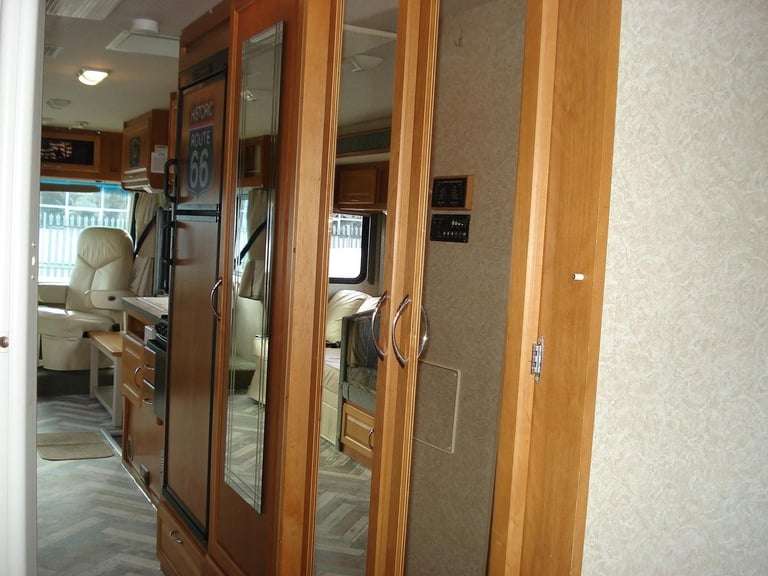 Fleetwood Fiesta 32S american motorhome rv PETROL AUTOMATIC 2007/53