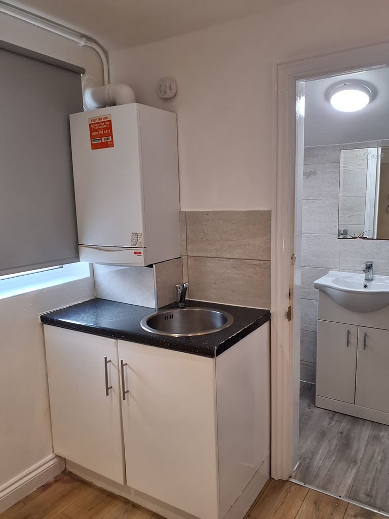 Self contained studio in Bexley!