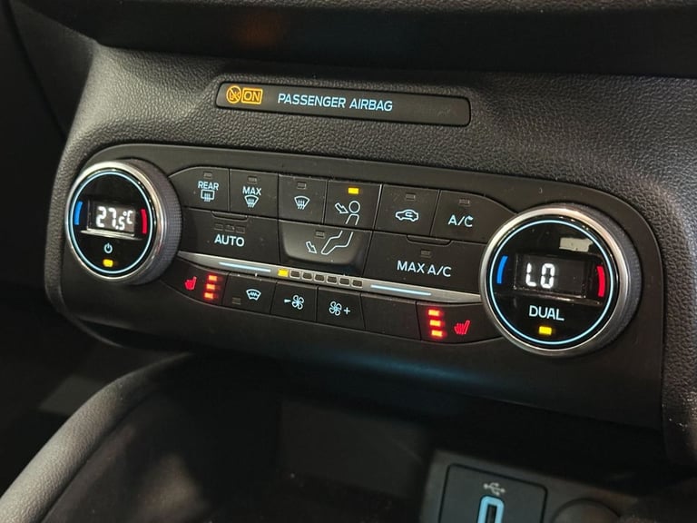 2020 Ford Focus 1.0T EcoBoost Titanium Hatchback 5dr Petrol Manual Euro 6 (s/s) (125 ps) Hatchbac...
