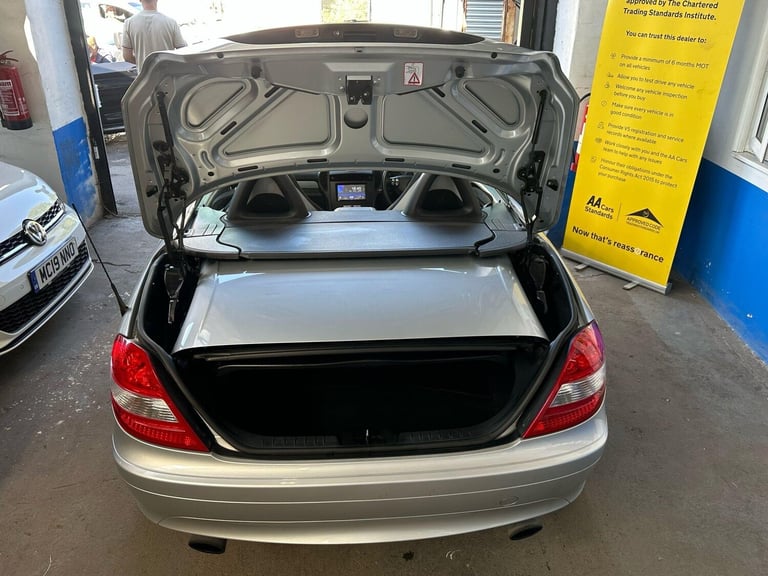 2012 Mercedes-Benz SLK 1.8 SLK200 Kompressor 2dr CONVERTIBLE Petrol Automatic