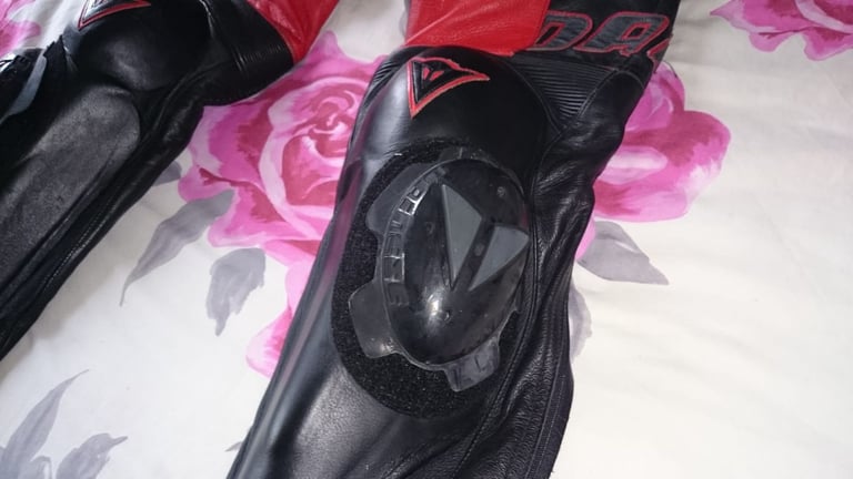 Dainese 2 piece leathers