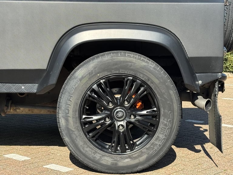 2010 Land Rover Defender 90 2.4 TDCi Hard Top SUV 3dr Diesel Manual 4WD SWB Euro 4 (122 bhp) SUV ...