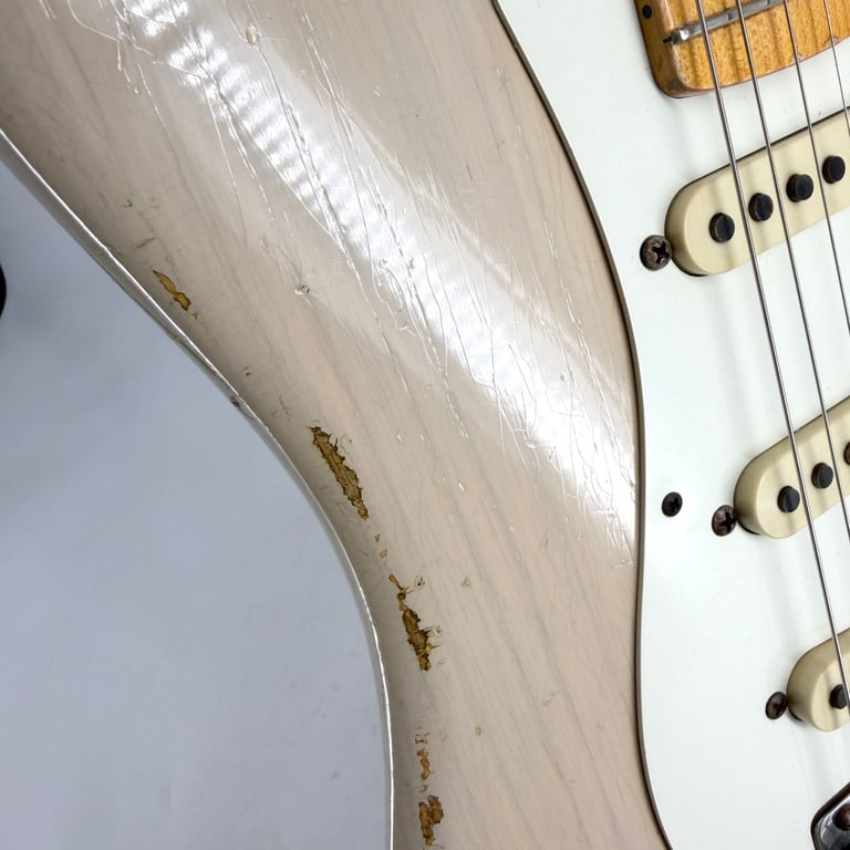 2015 Fender Custom Shop Limited Edition ‘55 Stratocaster Relic – Dirty White Blonde