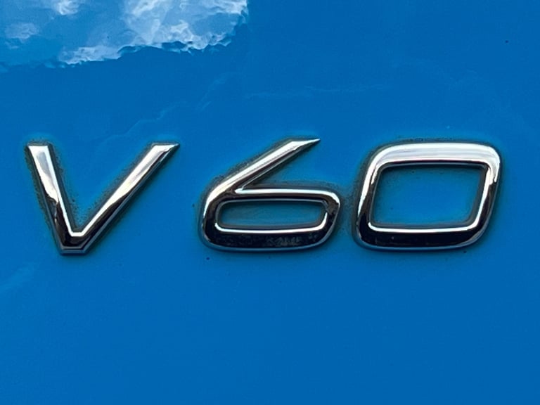 2015 Volvo V60 D2 [115] R DESIGN Nav 5dr Estate Sports Tourer FSH ESTATE Diesel Manual