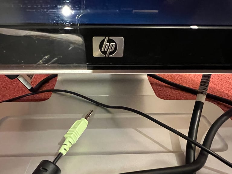 Free Hp PC monitor Old model 