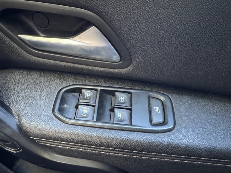 2022 Dacia Duster 1.3 Automatic TCe Prestige EDC Damaged Salvage Repairable 