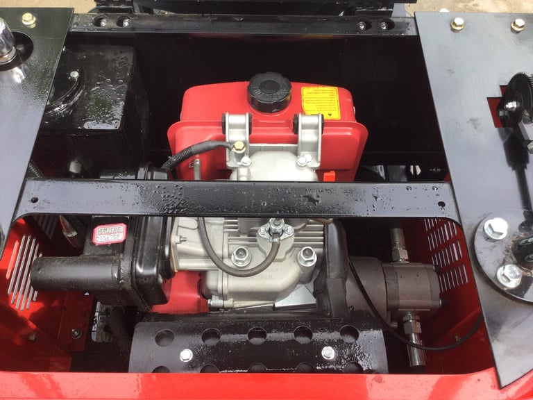 Jpc ht12 mini digger 2025 new and unused (delivery possible)