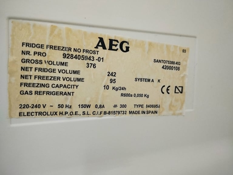 AEG S75388KG Freestanding Frost Free Fridge Freezer