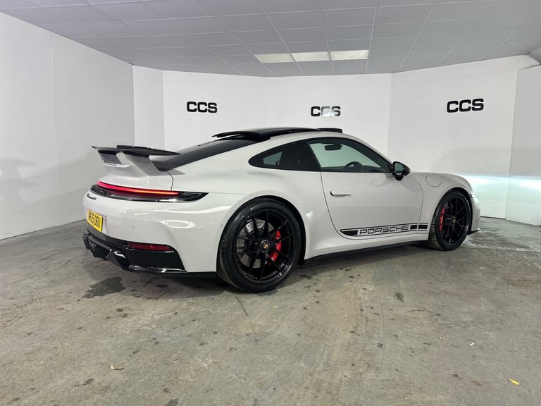 2025 Porsche 911 GTS t-Hybrid 2dr PDK COUPE Petrol/Electric Hybrid Manual