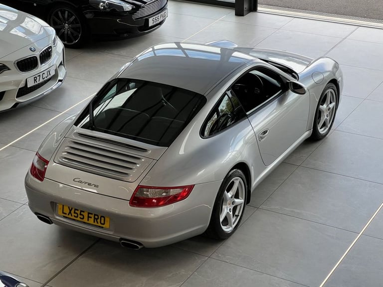2005 Porsche 911 3.6 997 Carrera Coupe 2dr Petrol Manual (266 g/km, 325 bhp) Coupe Petrol Automatic