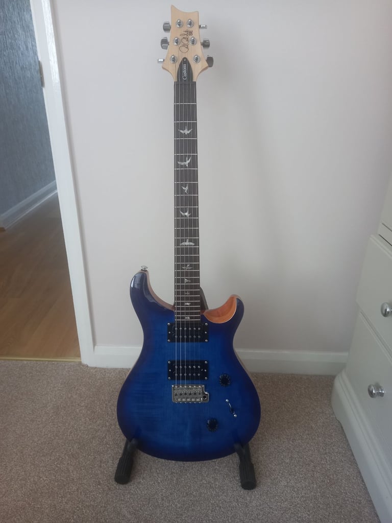 image for PRS SE Custom 24 - solid body electric guitar