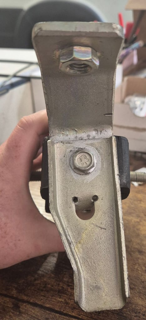 Mk3 Escort CVH Engine Mount