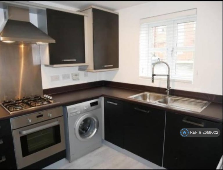 3 bedroom house in Christie Lane, Salford, M7 (3 bed) (#2668002)