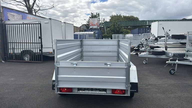 BRAND NEW 7,7FT X 4,2FT TWIN AXLE DOUBLE BROADSIDE TRAILER 750KG UN BRAKED
