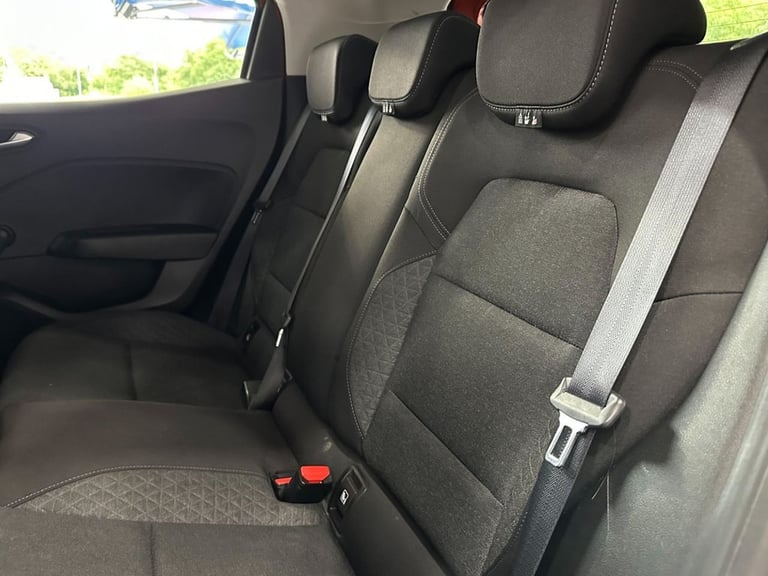 2020 Renault Clio 1.0 TCe Iconic Hatchback 5dr Petrol Manual Euro 6 (s/s) (100 ps) Hatchback Petr...