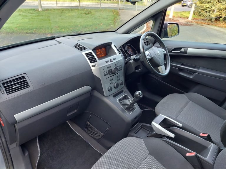 Vauxhall, ZAFIRA, MPV, 2009, Only 98,000 miles, Manual, 1598 (cc), 5 doors