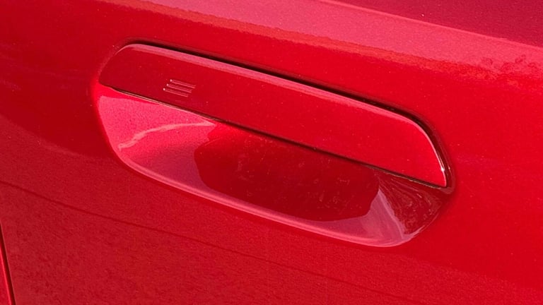 2025 BMW 5 Series 550e xDrive M Sport Pro 4dr Auto SALOON PETROL/ELECTRIC Automatic