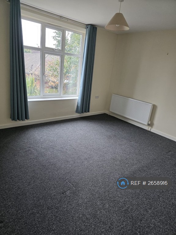 1 bedroom flat in Melton Road, Nottingham, NG2 (1 bed) (#2658916)