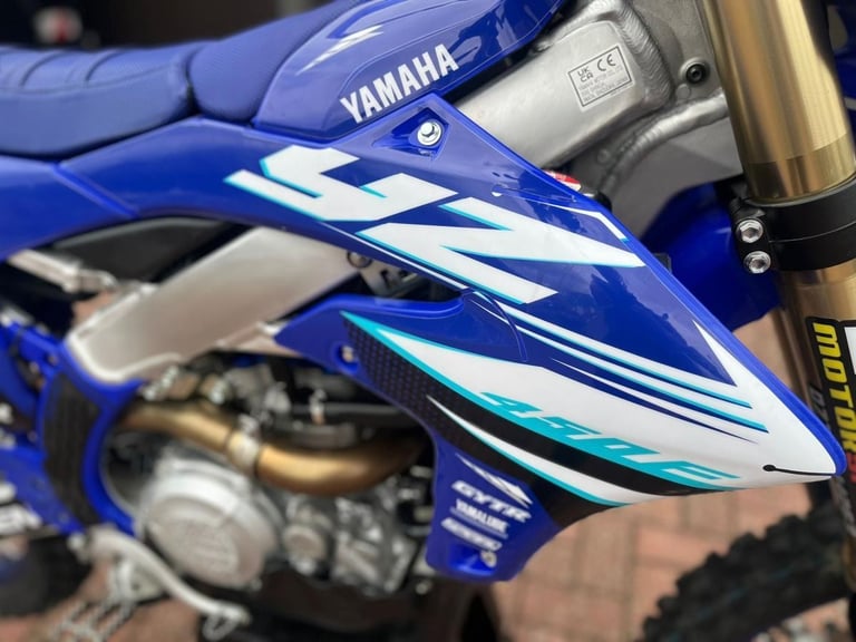 YAMAHA YZ450F / YZF450 2025 - LOW HOURS - IMMACULATE EXAMPLE - CRESCENT SUPPLIED