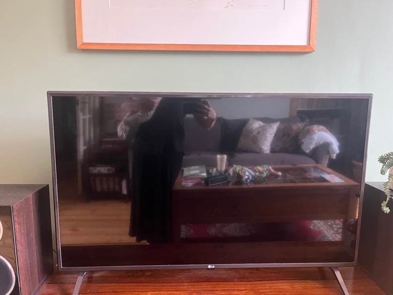 LG 43” Smart TV