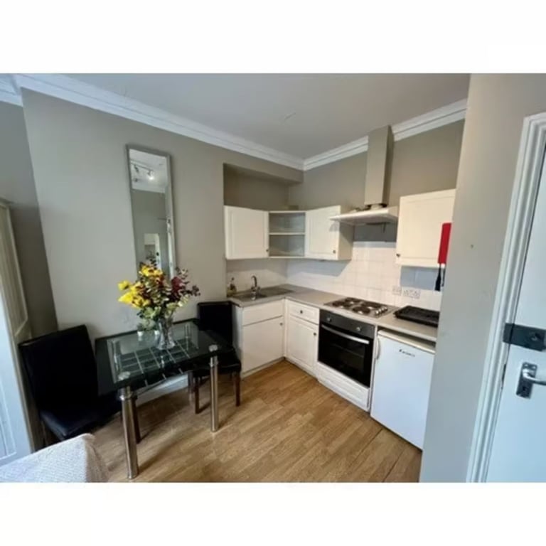 Studio Flats to Rent - Bills Included 