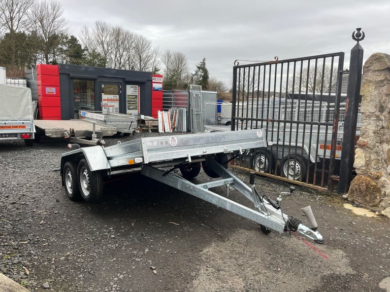 BRAND NEW 10FT x 5,6FT SMART CAR/ QUAD TRANSPORTER TRAILER 1300KG