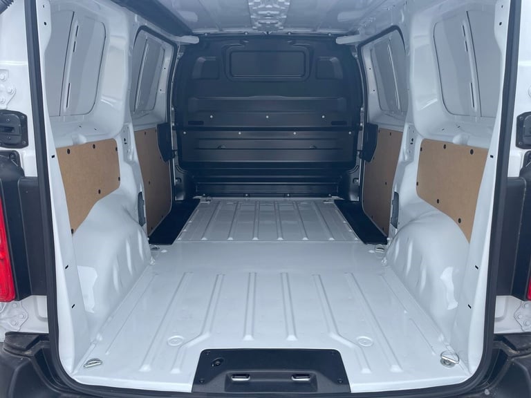 2025 Vauxhall Vivaro Vivaro 1.5 F2900 Prime Van Diesel Manual