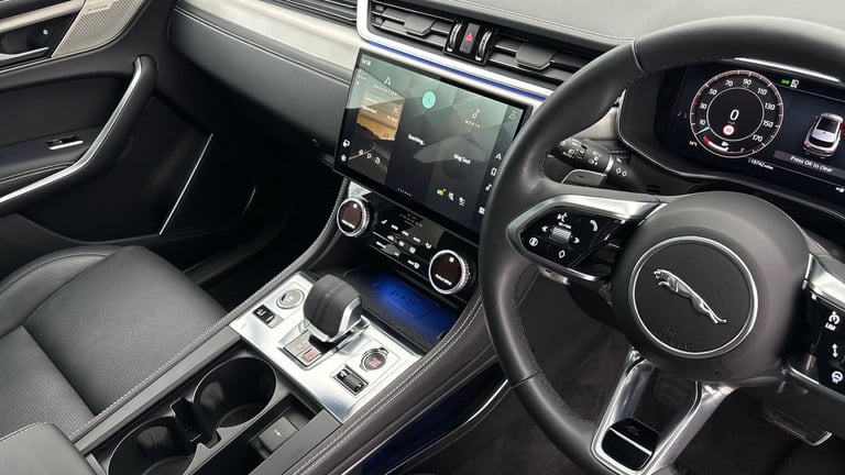 2024 Jaguar F-Pace 2.0 D200 MHEV R-Dynamic SE Black SUV 5dr Diesel Auto AWD Euro 6 (s/s) (204 SUV...