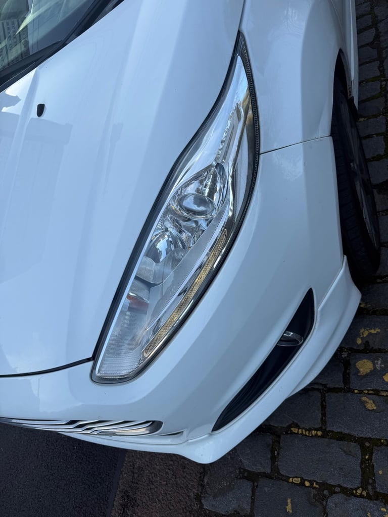 Ford, FIESTA, Hatchback, 2014, Manual, 998 (cc), 5 doors