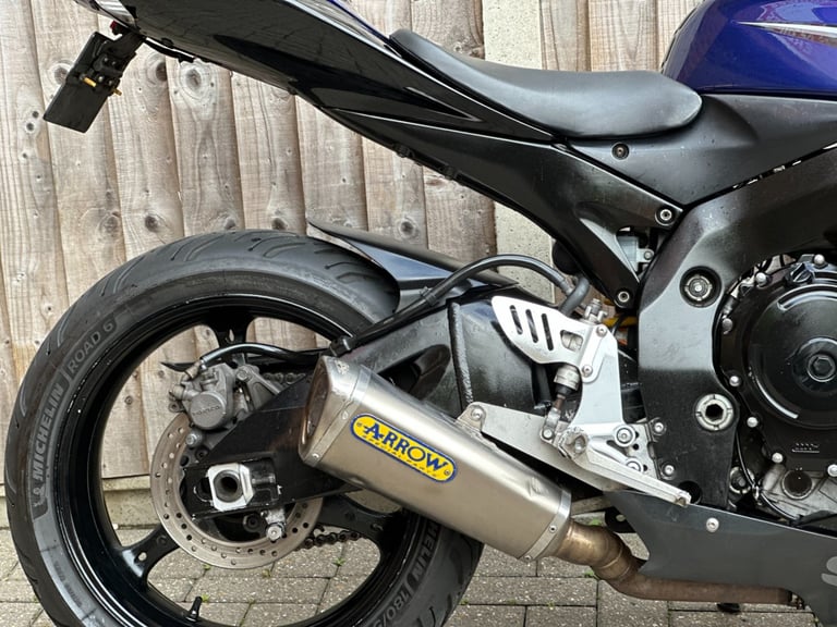 SUZUKI GSXR 750 K7 ISLE OF MAN 2007 (07) SUPER SPORT NUMBER 096 OF 200 MADE