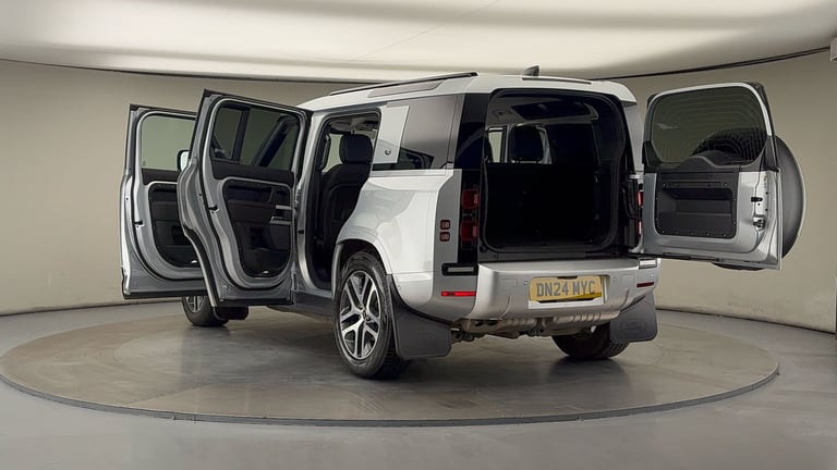 2024 Land Rover Defender 110 3.0 D250 MHEV XS Edition SUV 5dr Diesel Auto 4WD Euro 6 (s/s) (250 p...