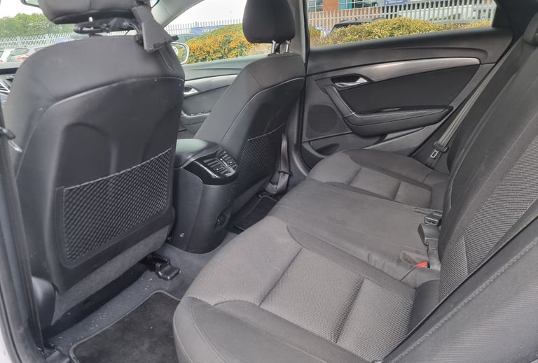 AUTOMATIC Hyundai i40 Tourer,HEATED SEATS,LOW TAX,REVERSE CAMERA,CHEAP TO RUN