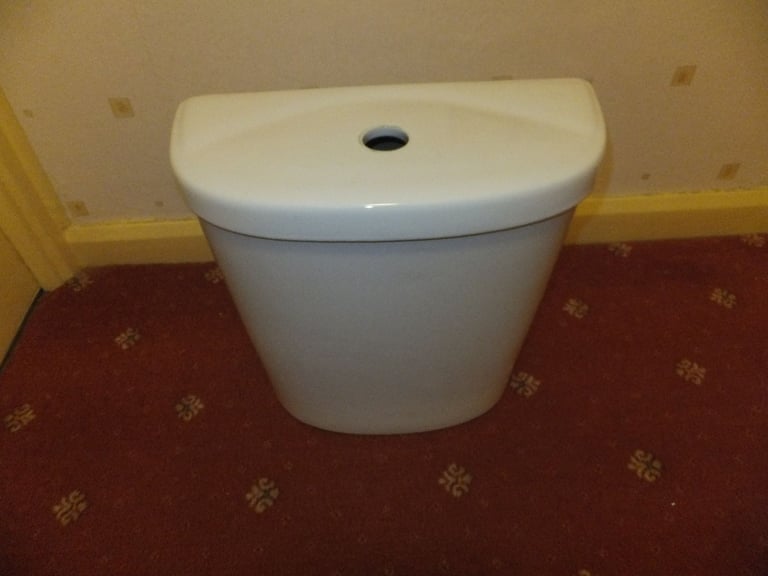 WHITE TOILET CISTERN CERAMIC TOP / CASE CLOSE COUPLED EXELLENT CONDITION