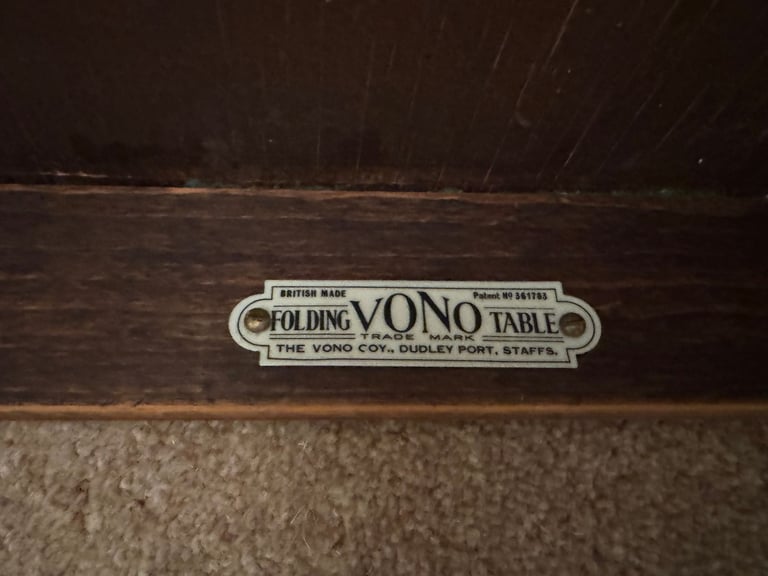 Genuine Vono antique 1930's folding bridge / card table with locking legs in superb condition