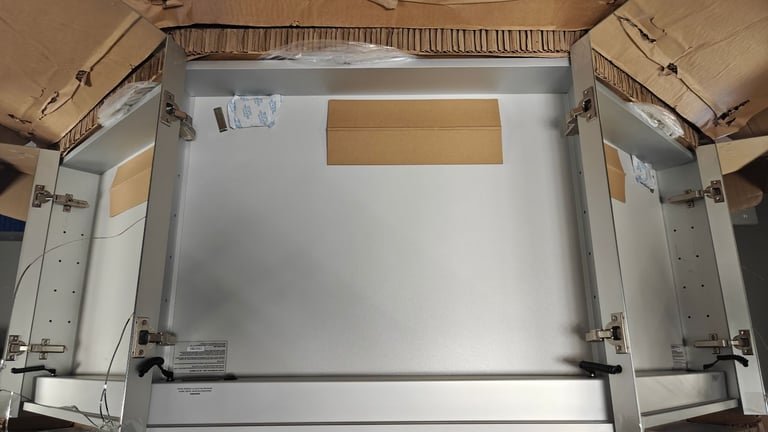 LED Bathroom Mirror Cabinet 815x700mm *damaged* X2