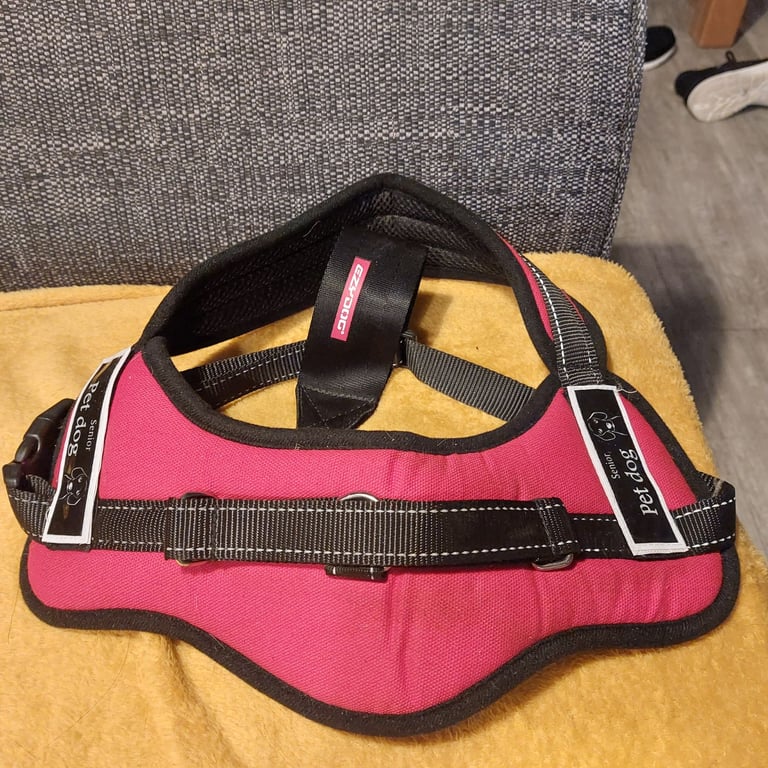 Ezydog Dog harness - medium/large dog