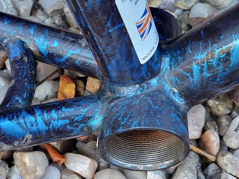 Diamond Back Ascent retro 1990s mountain bike frame and forks.