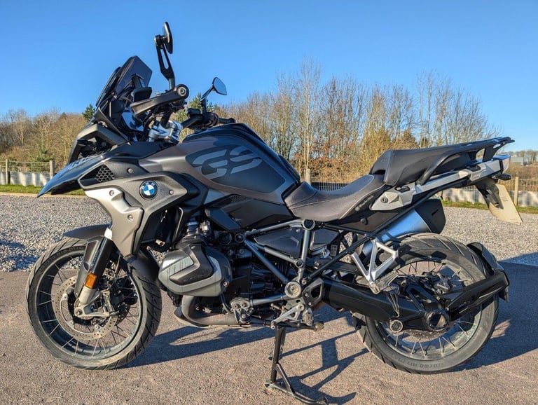 2021 BMW R 1250 GS TRIPLE BLACK
