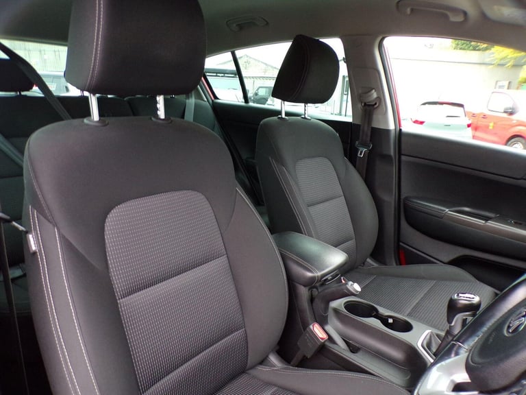 2019 Kia Sportage 1.6 T-GDi 2 SUV 5dr Petrol Manual AWD Euro 6 (s/s) (174 bhp) ESTATE Petrol Manual