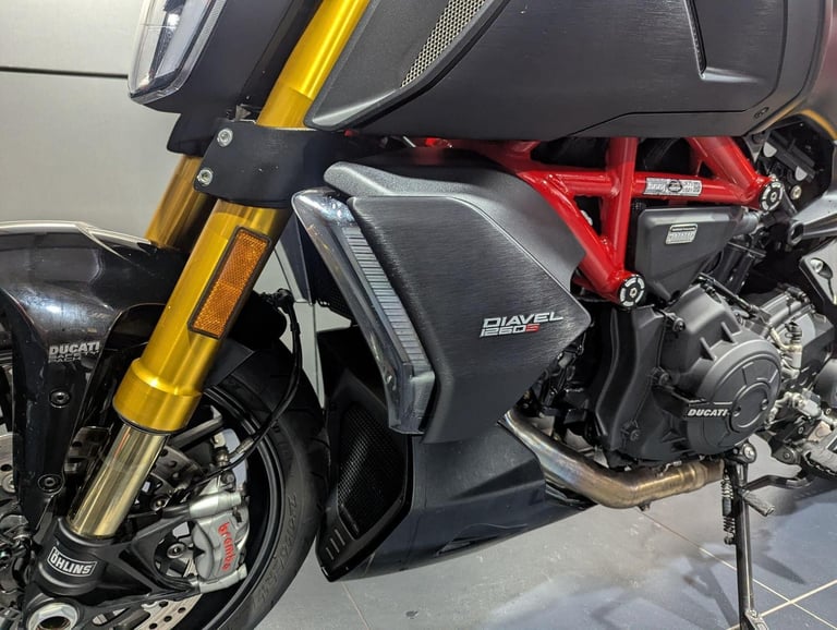 2019 Ducati Diavel 1260 1262 S Euro 4
