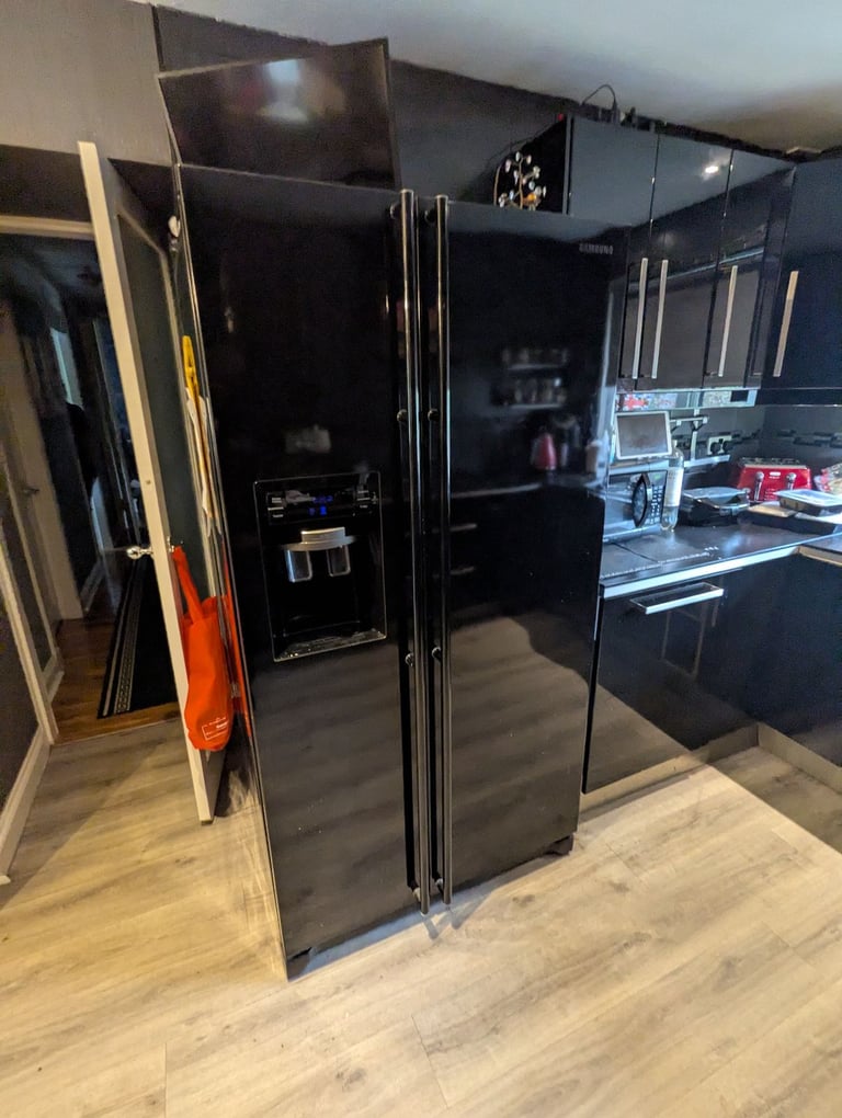 Samsung American fridge freezer