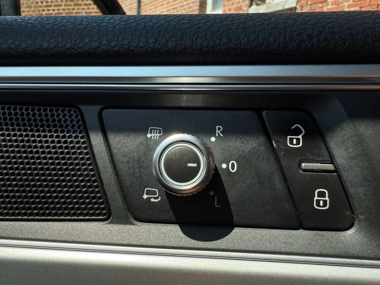 2017 17 VOLKSWAGEN TOUAREG 3.0 TDI V6 BLUEMOTION TECH R-LINE PLUS SUV 5DR DIESEL