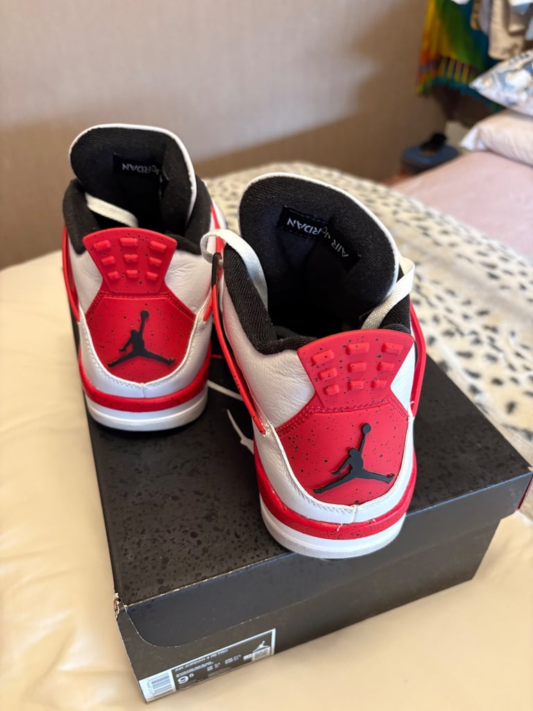 Air jordan retro 4