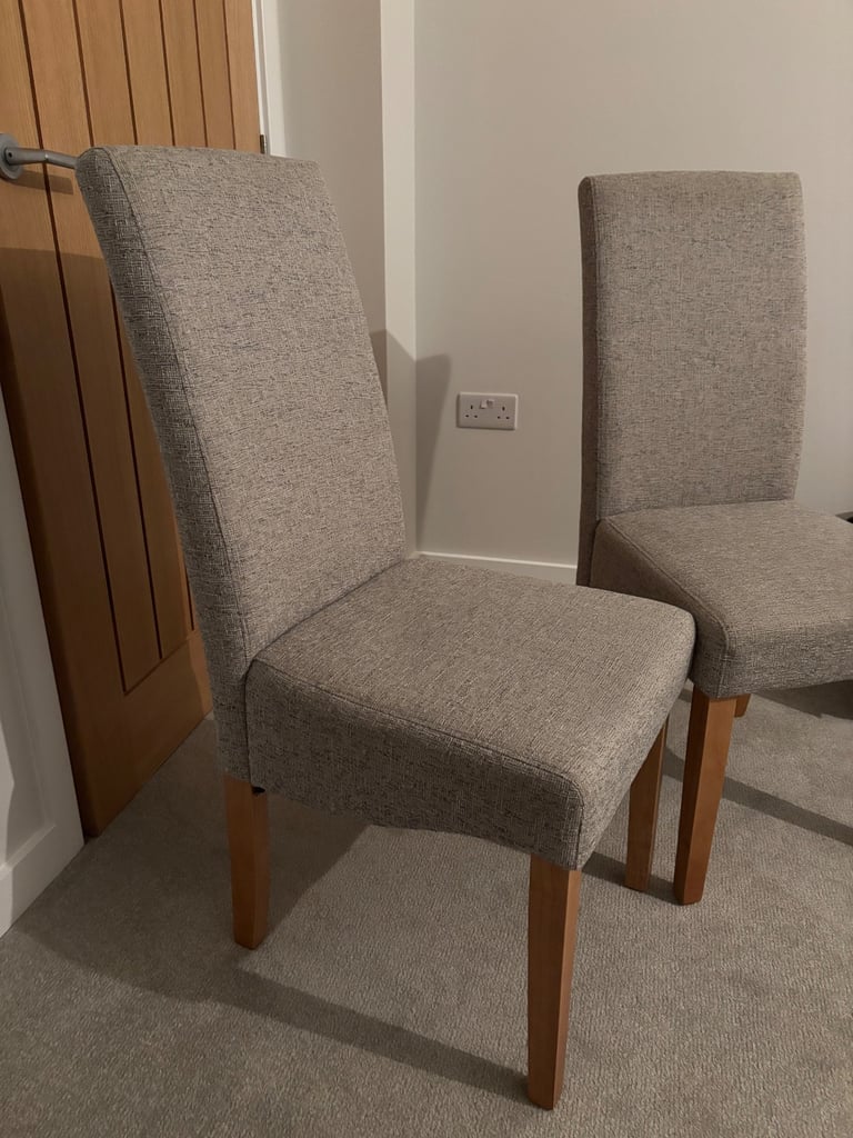 6 Dining Chairs 