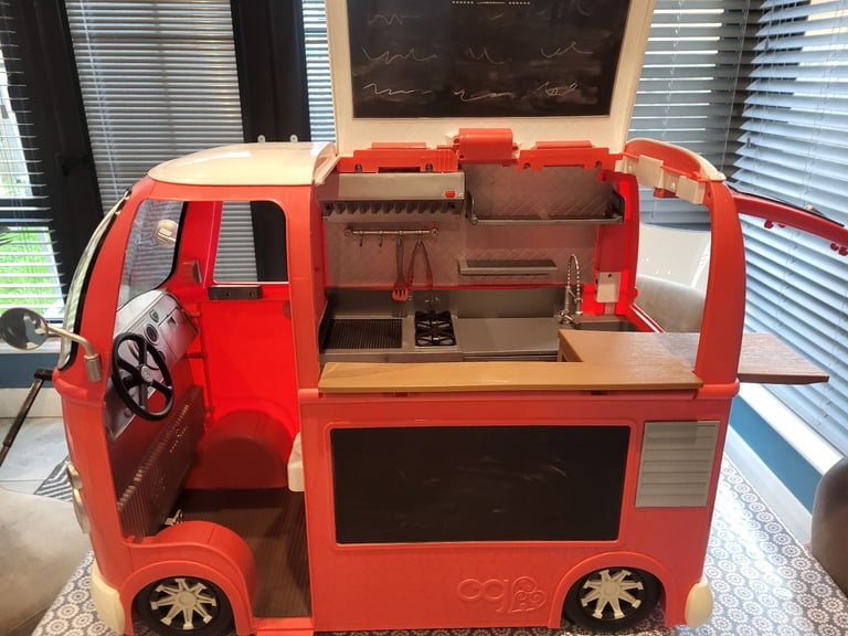 Our Generation food truck and cafe bundle