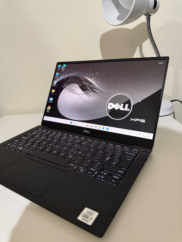 Dell xps 13 7390 Intel i7 10th gen,8gb,512gb nvme Windows 11 Pro excelent condition